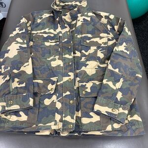 Vintage GAP Weathered Camouflage Military Style Jacket. Size Medium.